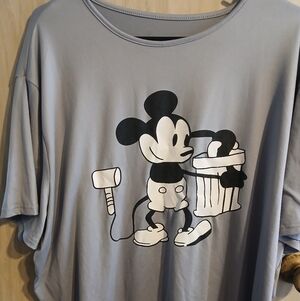 Disney Mickey Mouse Women's Plus Size 3XL Gray T-Shirt